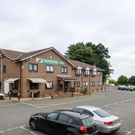 Sandown Park Lodge Esher Eksteriør bilde